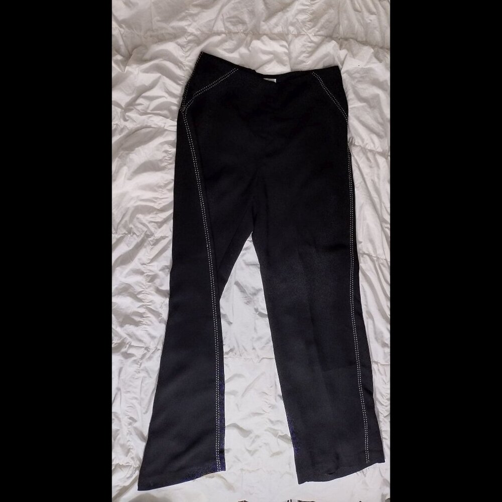 Size 10 Ilyese Hart Ltd Black Zipper Pants with White Accent Stitching